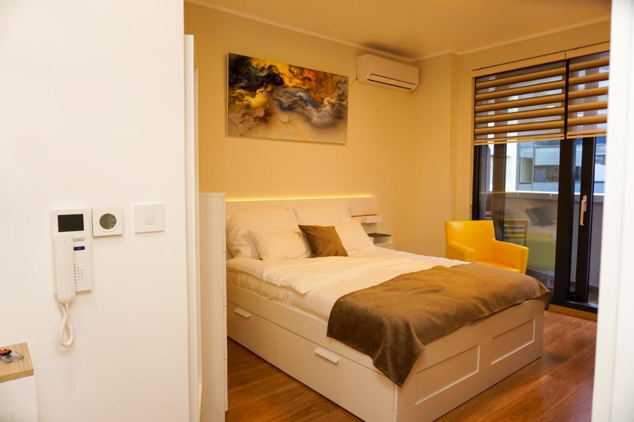 Central Palace Apartmani - Pupinova Palata Novi Sad Eksteriør billede