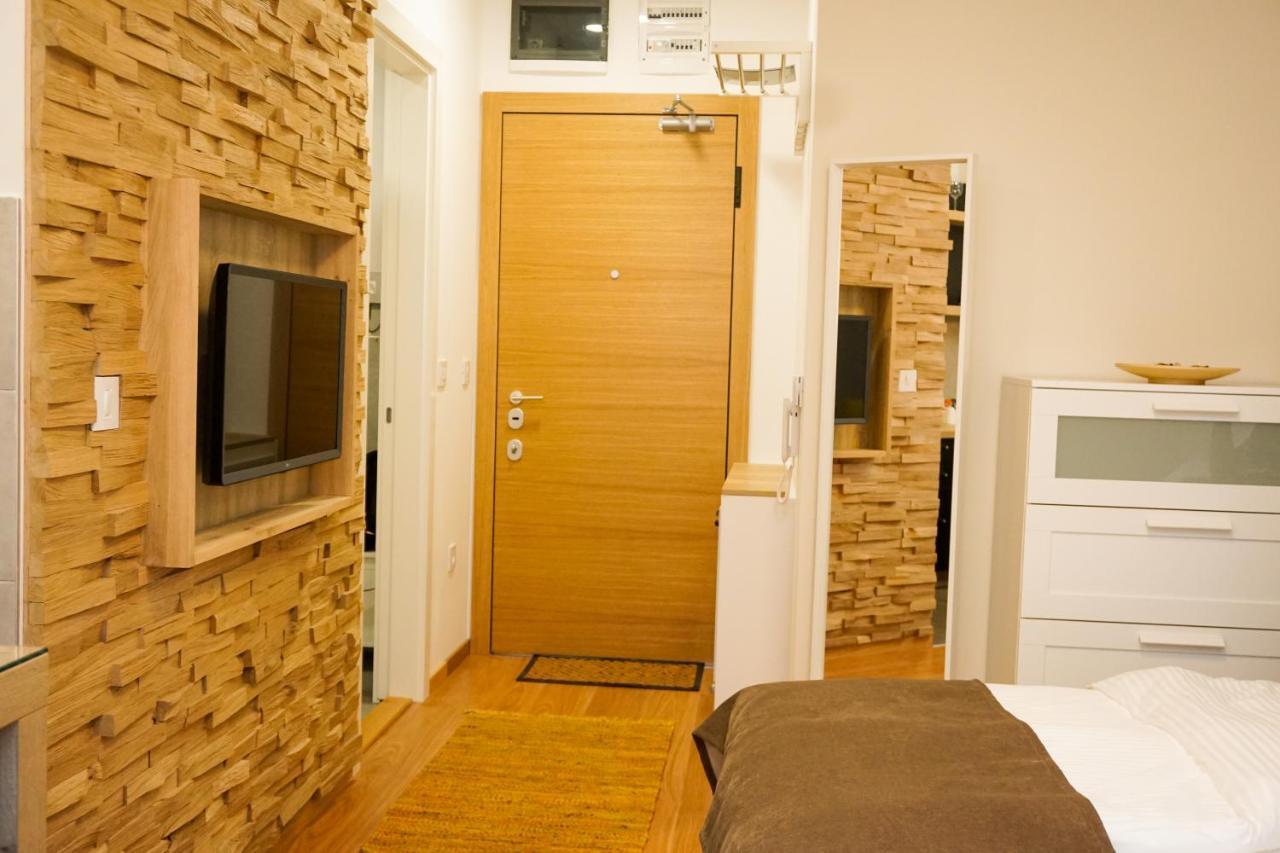 Central Palace Apartmani - Pupinova Palata Novi Sad Eksteriør billede